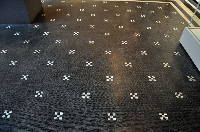 Flooring pattern – Metropolitan Museum of Art, NYC